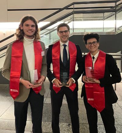 3 MSESI students who created a company named Mutally Made